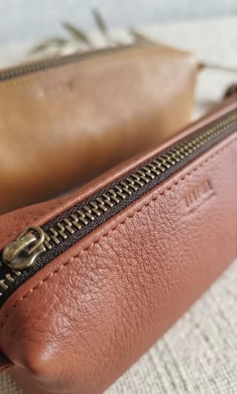 Bolsa Porta-lápis em uso